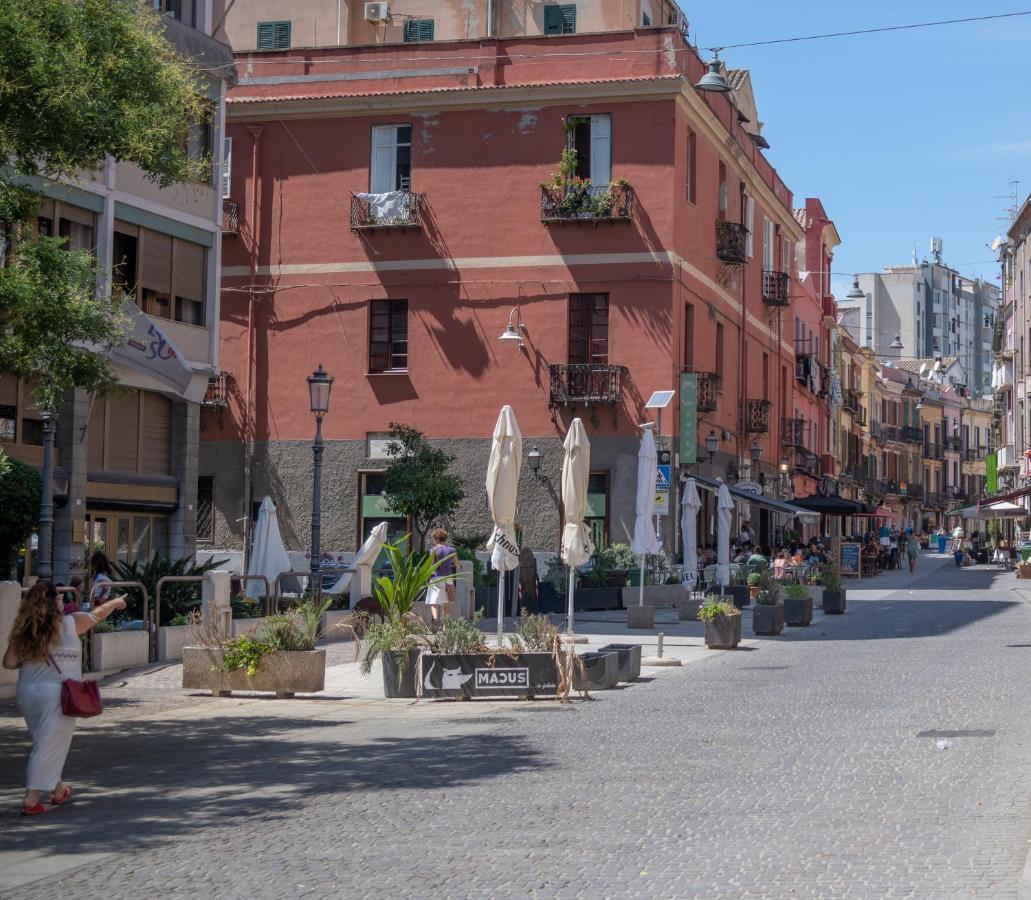 Izzhome Corso76 Cagliari Exterior foto